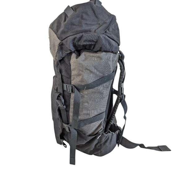 Madden Boulder, CO Internal Backpack - Size Medium - Picture 12 of 13